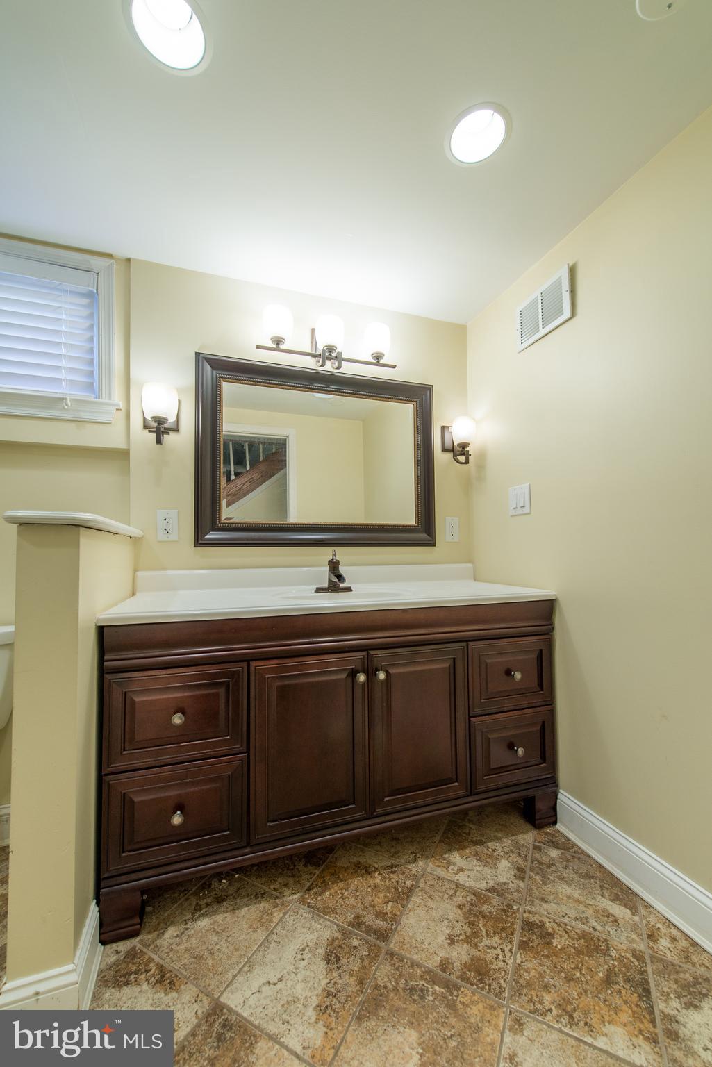 4055 Adams Drive Silver Spring, MD 20902 - Photo 31 of 40 Lower level bath