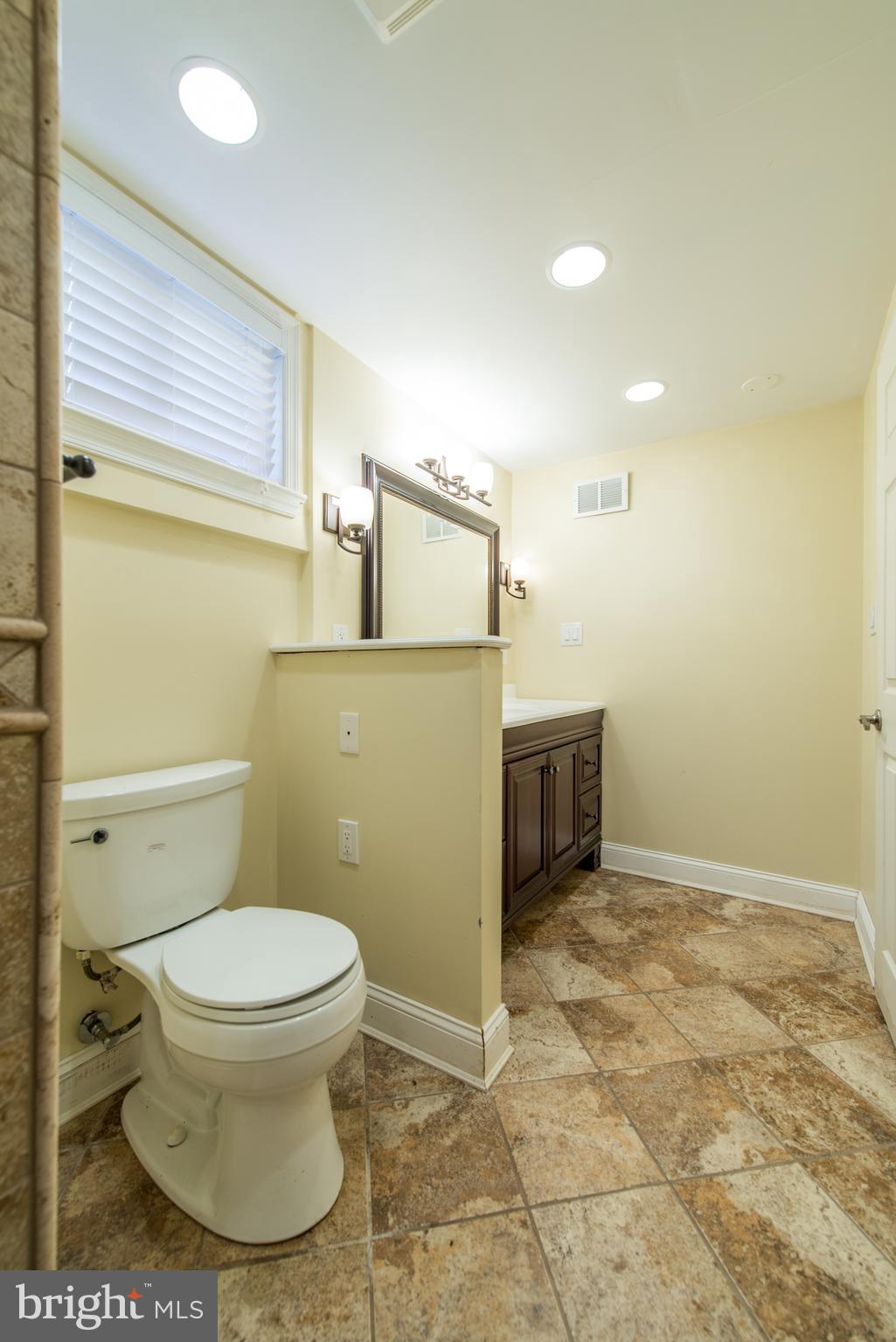 4055 Adams Drive Silver Spring, MD 20902 - Photo 34 of 40 Gallery Image 34