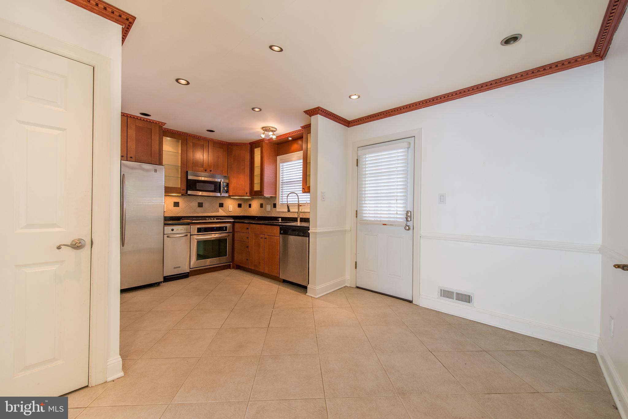 4055 Adams Drive Silver Spring, MD 20902 - Photo 8 of 40 Gallery Image 8