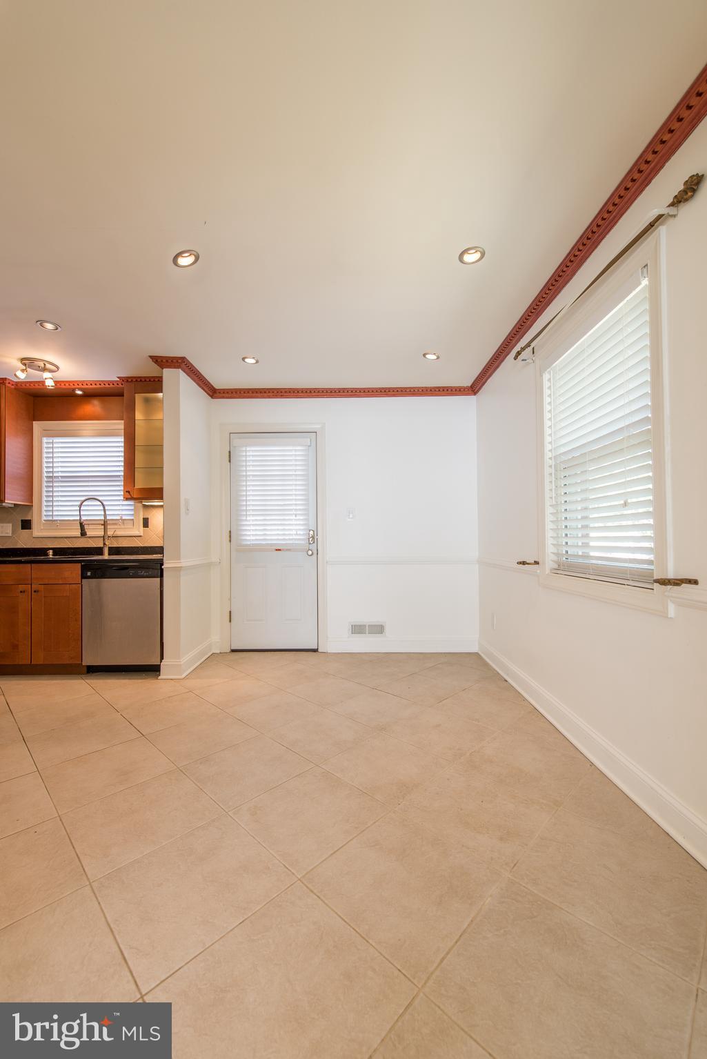 4055 Adams Drive Silver Spring, MD 20902 - Photo 9 of 40 Gallery Image 9