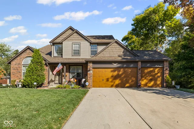 $422,900 | 4776 Oakton Way, Greenwood, IN 46143