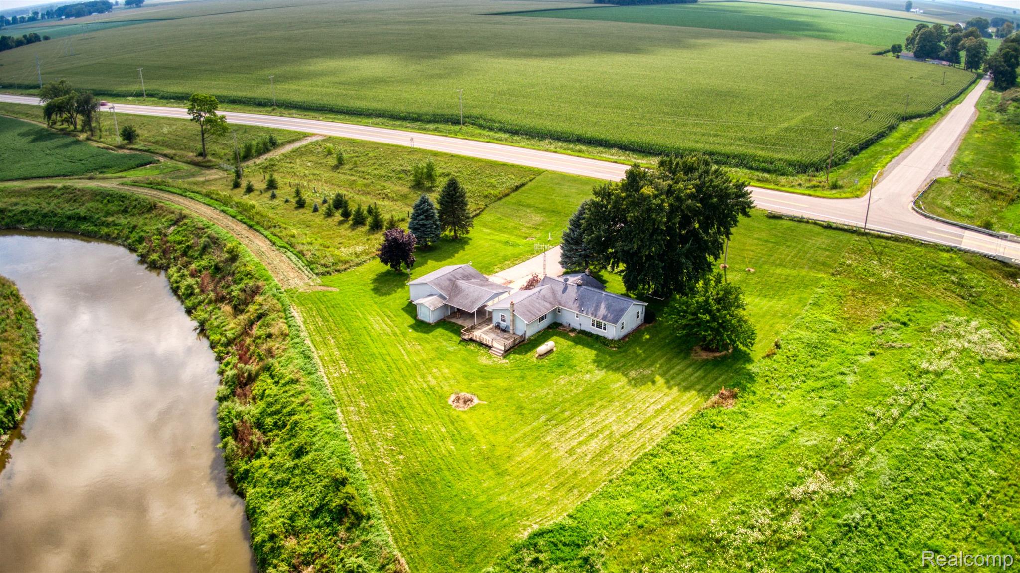 8015 E Road Burt, MI 48417 - Photo 34 of 37 Gallery Image 34
