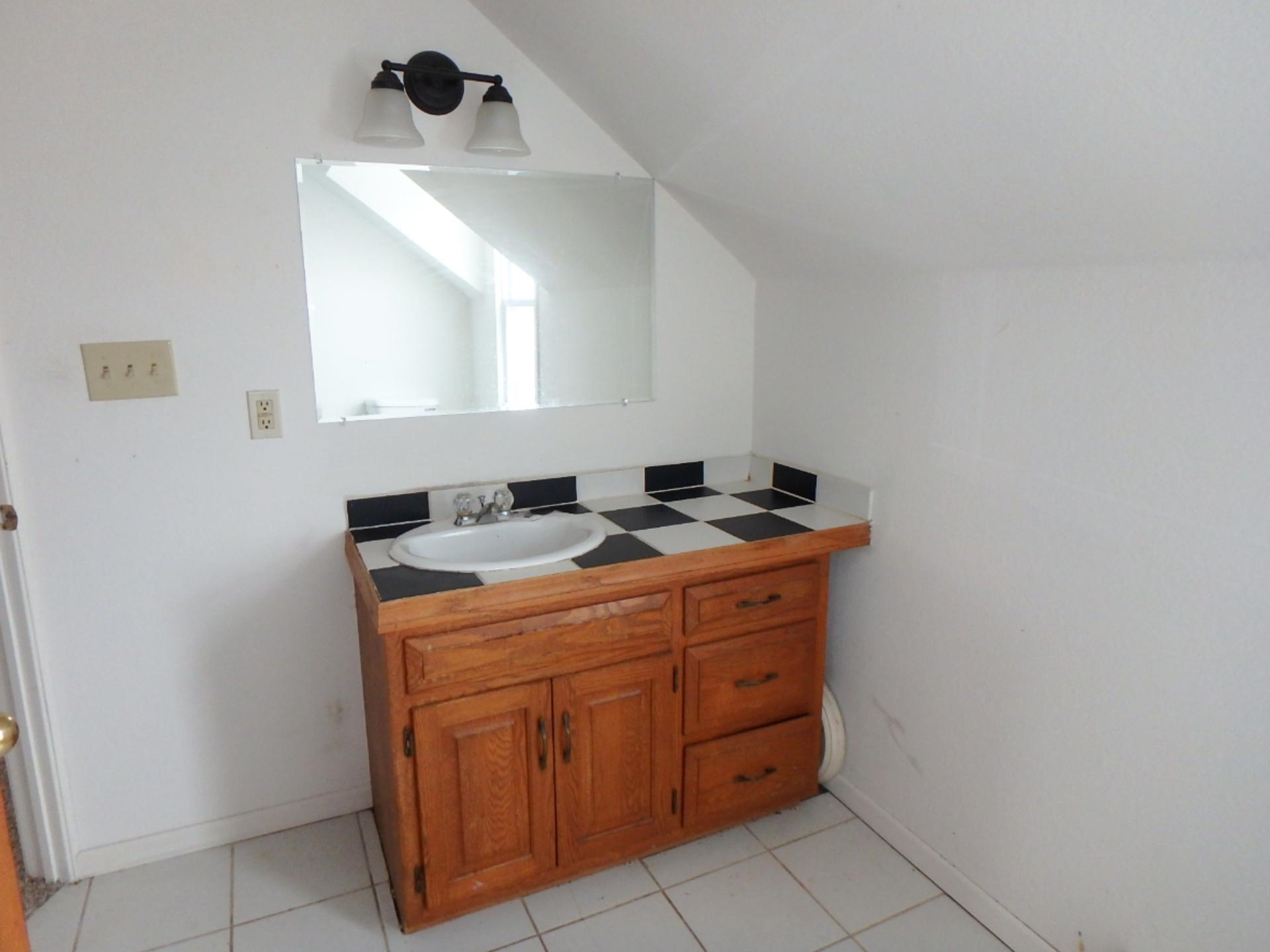 242 South Main Street Clintonville, WI 54929 - Photo 12 of 14