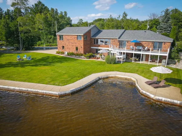 $1,200,000 | 815 East Lake Mitchell Drive, Cadillac, MI 49601