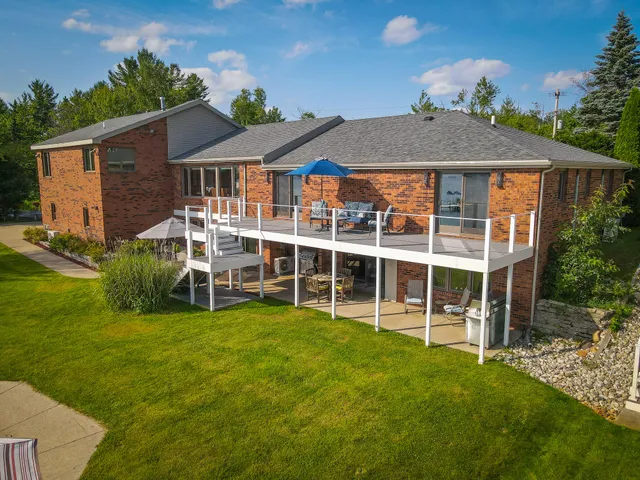 $1,200,000 | 815 East Lake Mitchell Drive, Cadillac, MI 49601