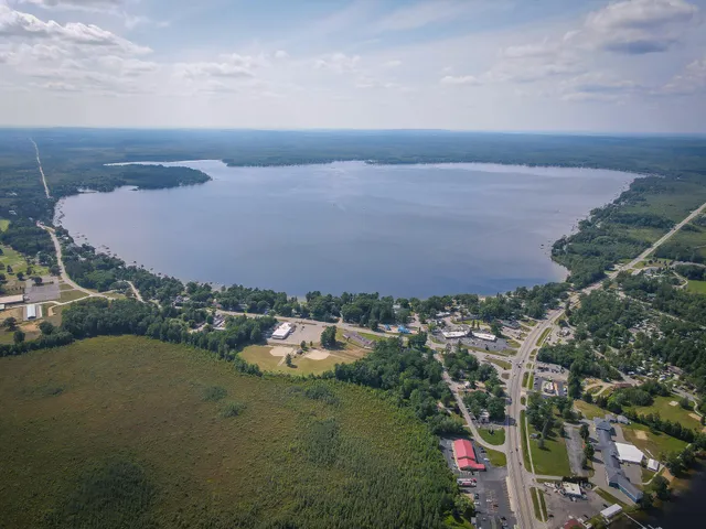 $1,200,000 | 815 East Lake Mitchell Drive, Cadillac, MI 49601