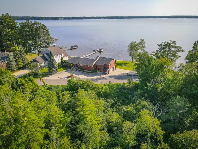 $1,200,000 | 815 East Lake Mitchell Drive, Cadillac, MI 49601