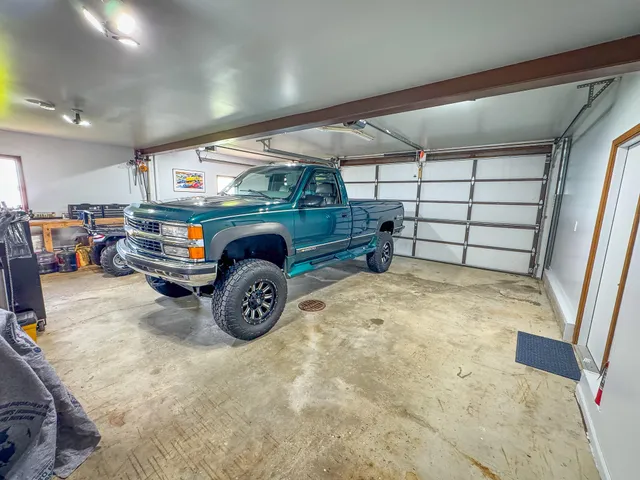 $1,200,000 | 815 East Lake Mitchell Drive, Cadillac, MI 49601