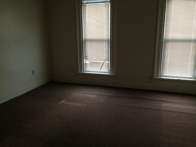 554 Spring Street Aurora, IL 60505 - Photo 4 of 12