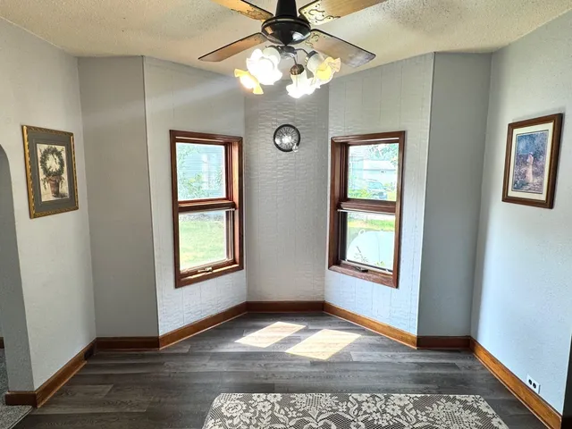 $118,500 | 401 South Main Street, Badger, MN 56714