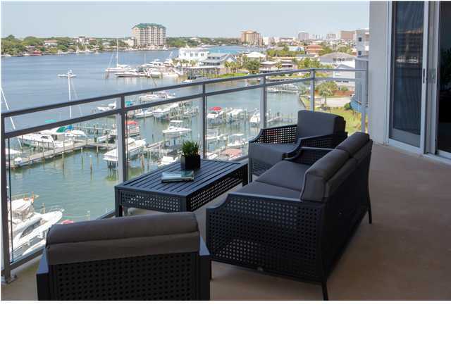 211 Durango Road, Unit 713 Destin, FL 32541 - Photo 3 of 30 a balcony with furniture and view of city