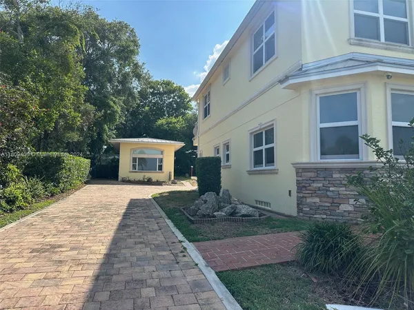 $1,775,000 | 1613 Indian River Drive, Cocoa, FL 32922