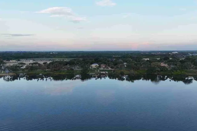 $1,775,000 | 1613 Indian River Drive, Cocoa, FL 32922