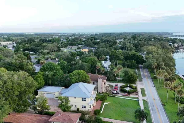 $1,775,000 | 1613 Indian River Drive, Cocoa, FL 32922