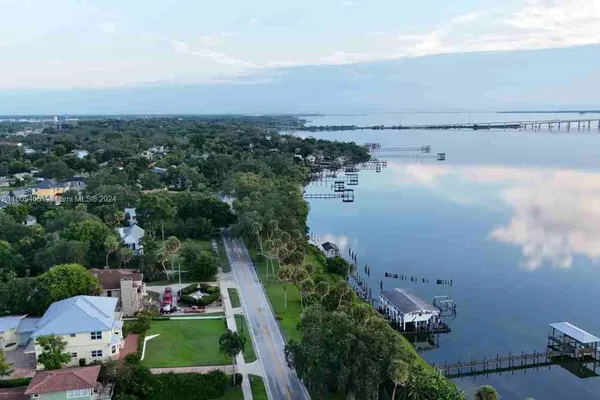 $1,775,000 | 1613 Indian River Drive, Cocoa, FL 32922