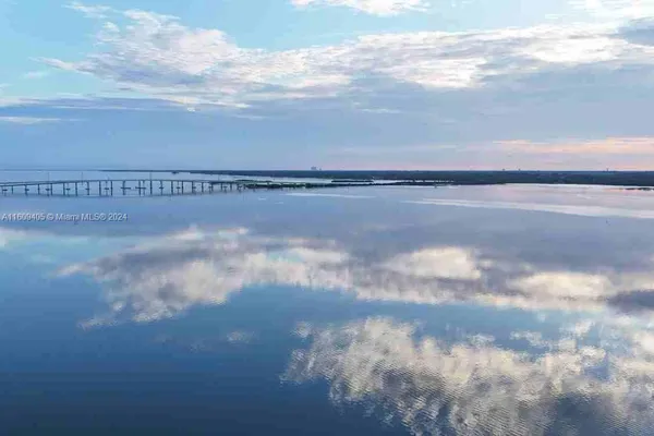 $1,775,000 | 1613 Indian River Drive, Cocoa, FL 32922