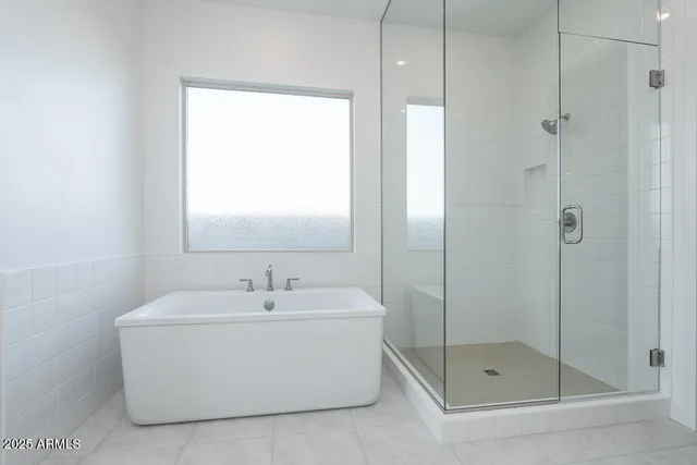 $817,935 | 803 West J. Waltz Way, Apache Junction, AZ 85120