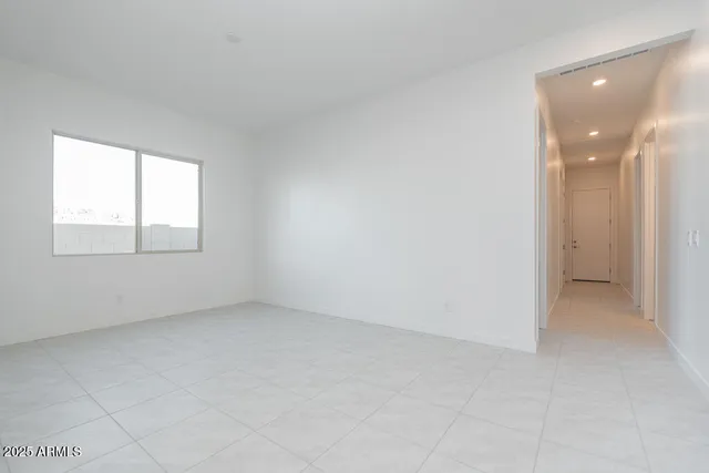 $817,935 | 803 West J. Waltz Way, Apache Junction, AZ 85120