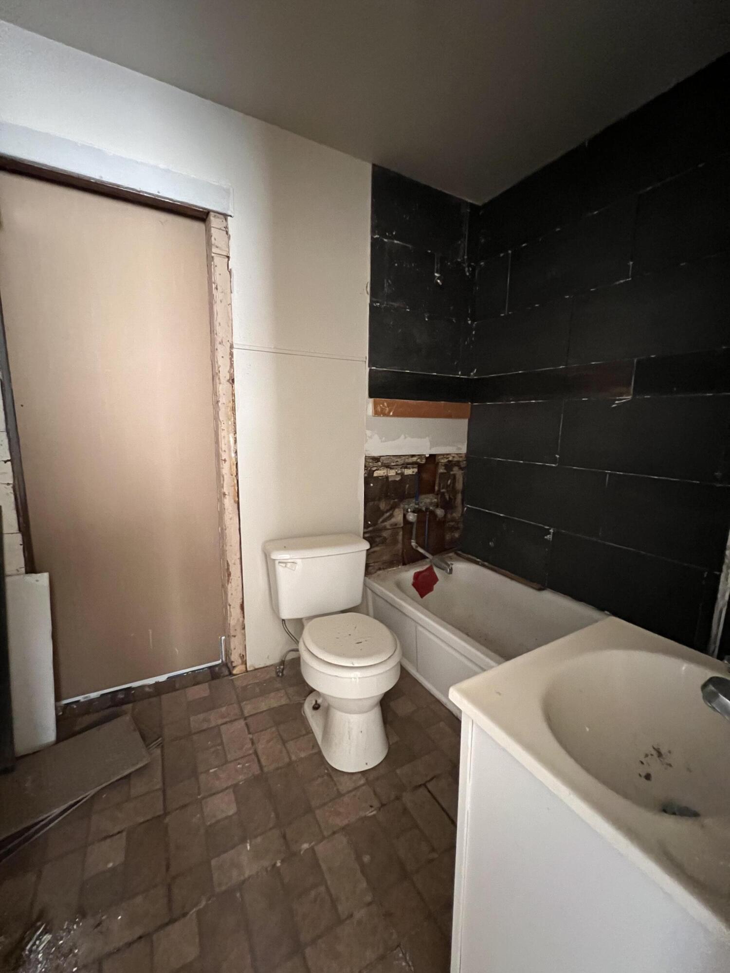 340 West Panhandle Street Slaton, TX 79364 - Photo 14 of 30 IMG_7853