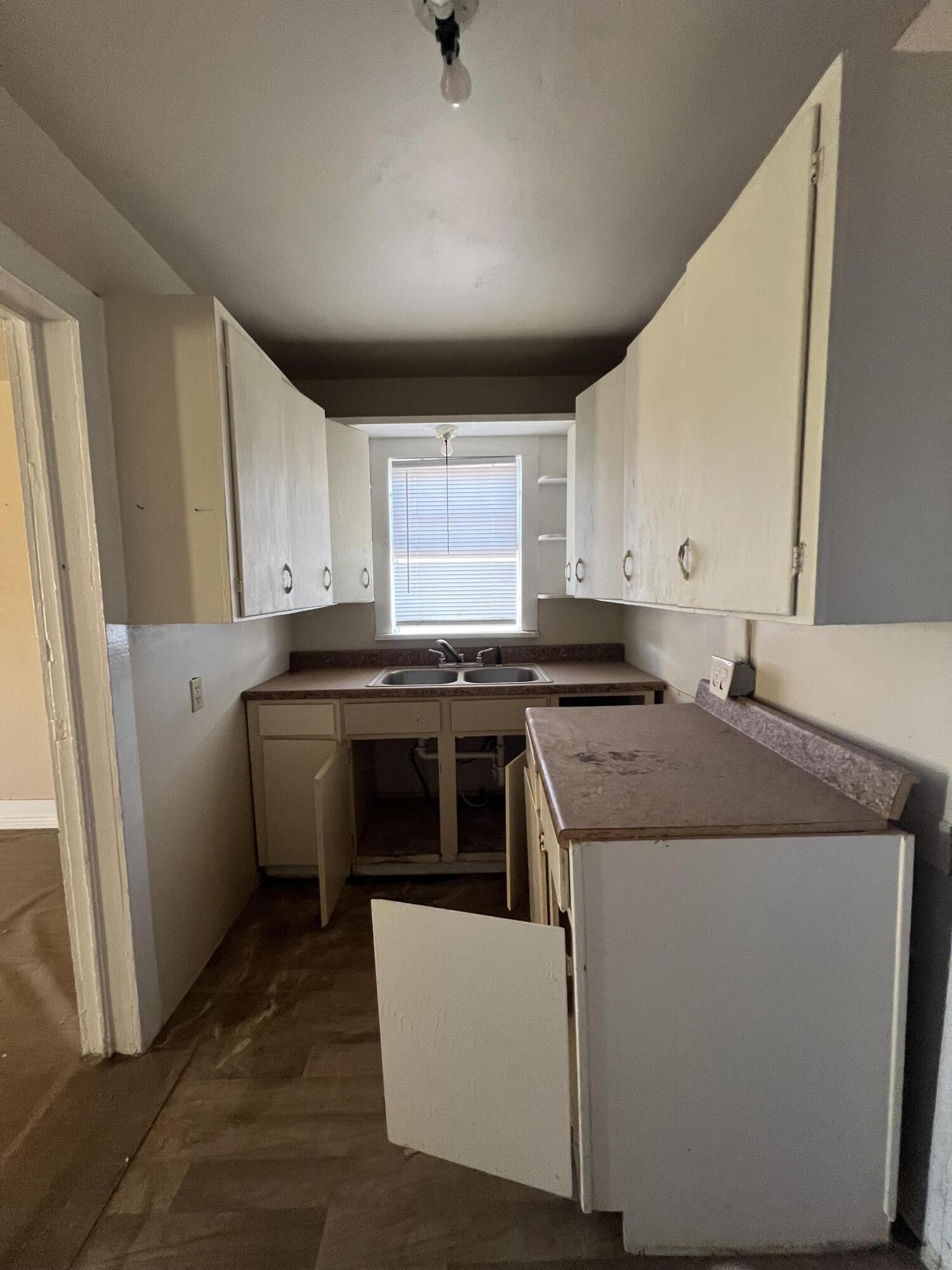 340 West Panhandle Street Slaton, TX 79364 - Photo 25 of 30 IMG_7842