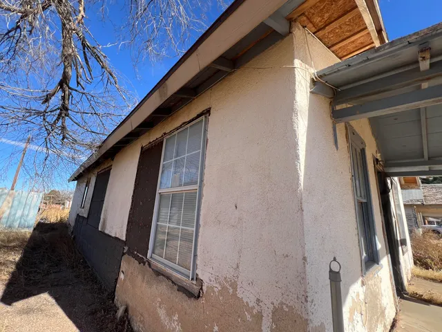 $31,500 | 340 West Panhandle Street, Slaton, TX 79364