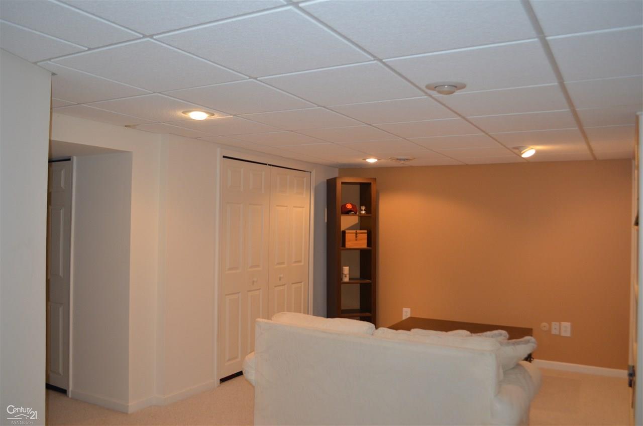 129 Manor Way Rochester Hills, MI 48309 - Photo 28 of 30