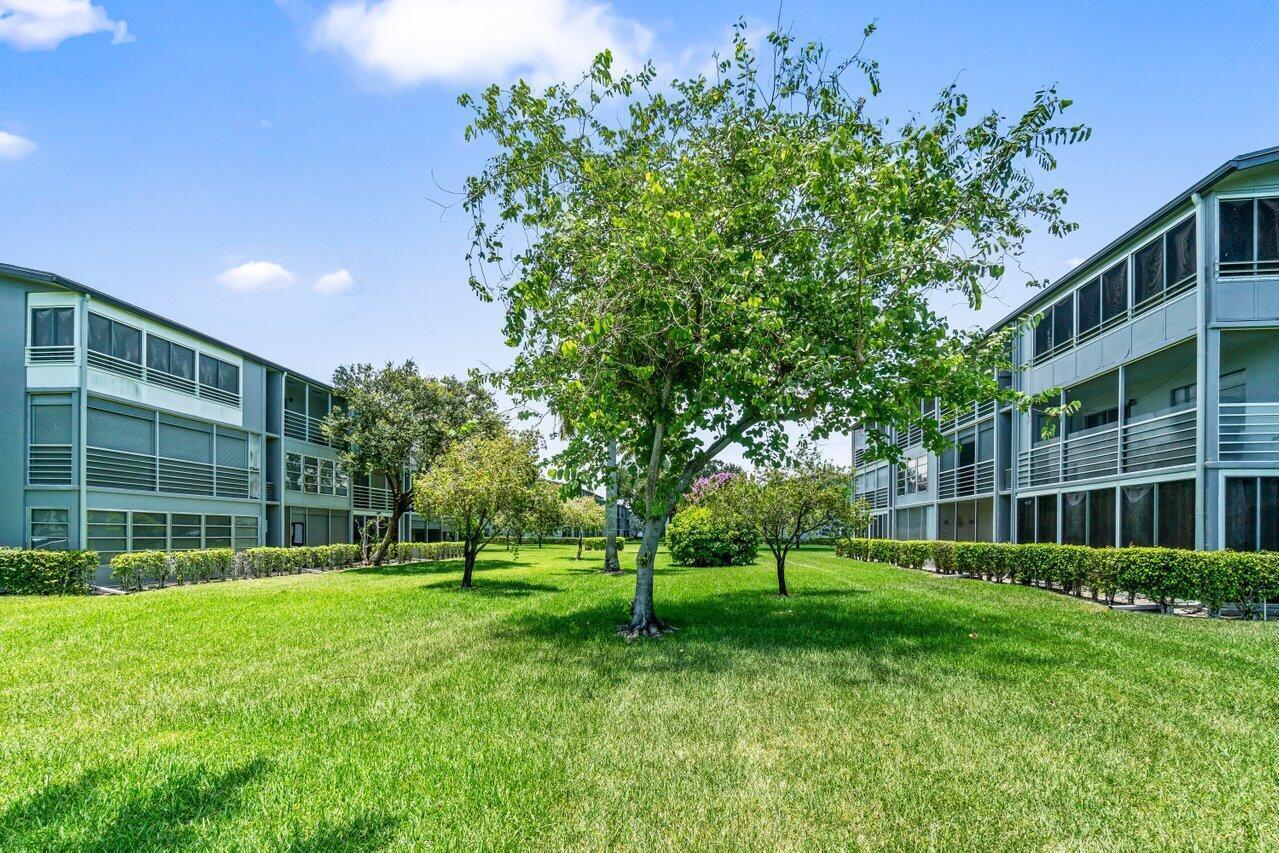 68 Suffolk B, Unit 68 Boca Raton, FL 33434 - Photo 25 of 26 Building 3