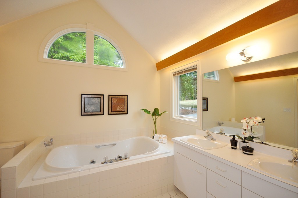 84 Esterbrook Road Acton, MA 01720 - Photo 13 of 29 Gallery Image 13