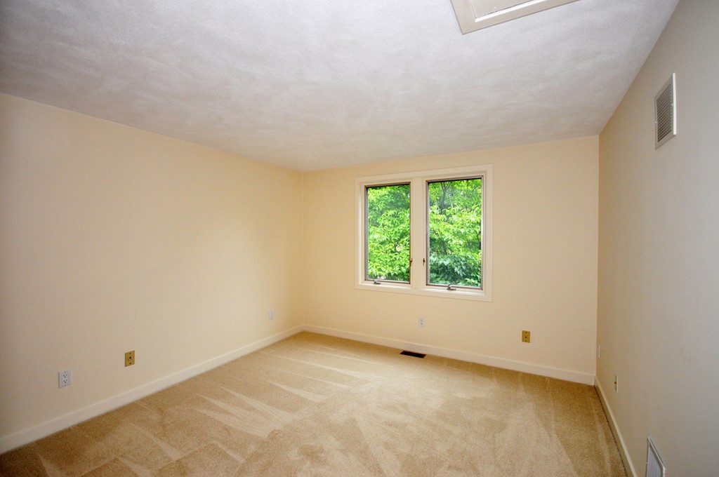 84 Esterbrook Road Acton, MA 01720 - Photo 18 of 29 Gallery Image 18