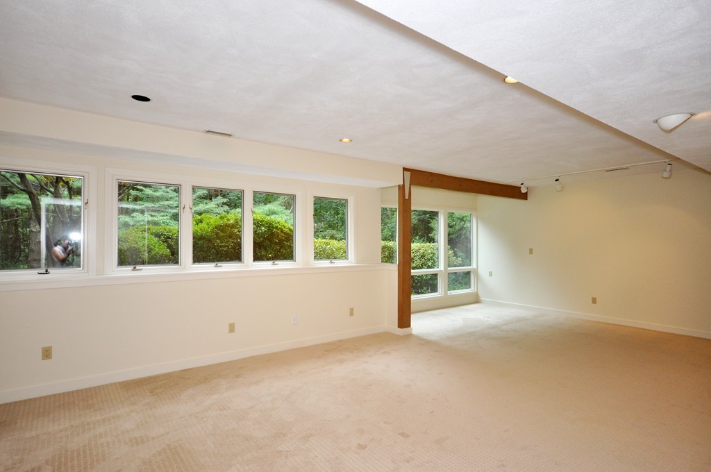 84 Esterbrook Road Acton, MA 01720 - Photo 21 of 29 Gallery Image 21