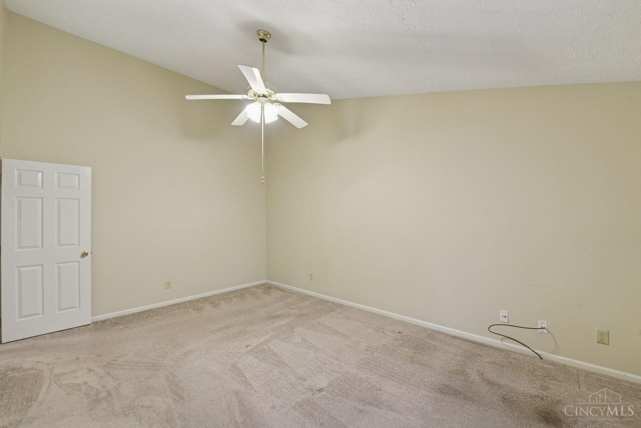 5759 Cheviot Road, Unit I Cincinnati, OH 45247 - Photo 40 of 43