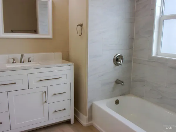 $339,900 | 605 North 6th Street, Parma, ID 83660