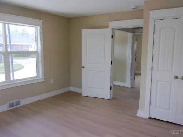 $339,900 | 605 North 6th Street, Parma, ID 83660