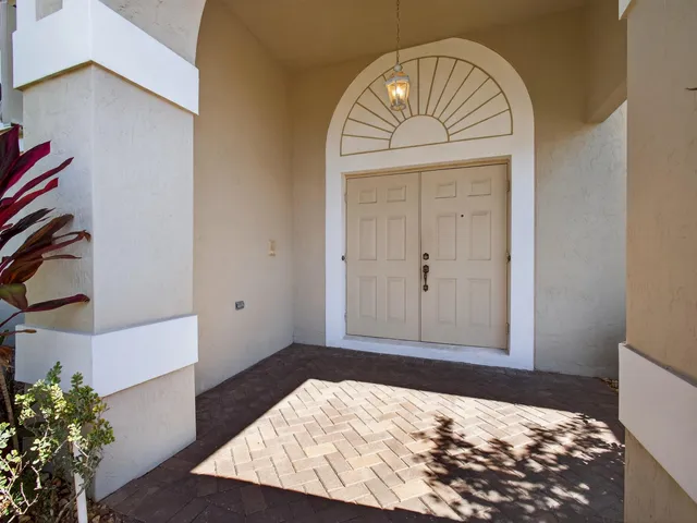 $720,000 | 7128 Brunswick Circle, Boynton Beach, FL 33472