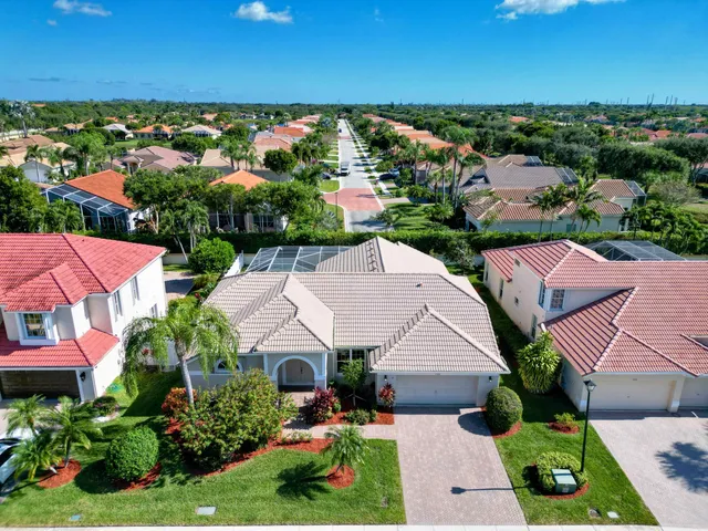 $720,000 | 7128 Brunswick Circle, Boynton Beach, FL 33472