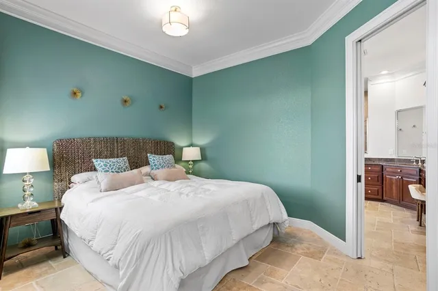 $2,840,000 | 2028 Illinois Avenue Northeast, St. Petersburg, FL 33703