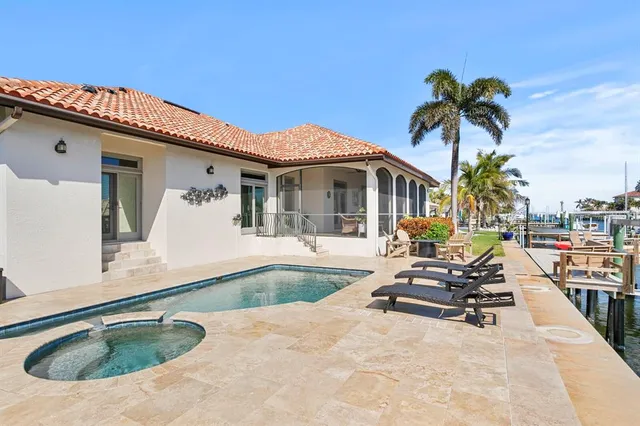 $2,840,000 | 2028 Illinois Avenue Northeast, St. Petersburg, FL 33703