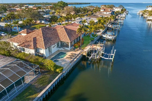 $2,840,000 | 2028 Illinois Avenue Northeast, St. Petersburg, FL 33703