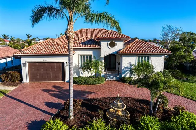 $2,840,000 | 2028 Illinois Avenue Northeast, St. Petersburg, FL 33703