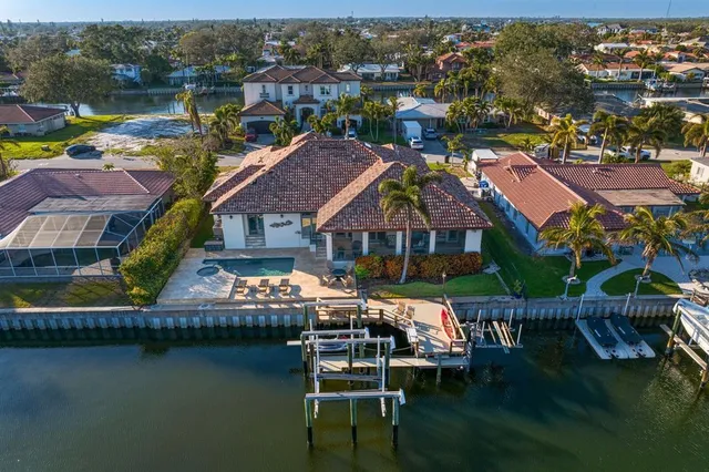 $2,840,000 | 2028 Illinois Avenue Northeast, St. Petersburg, FL 33703