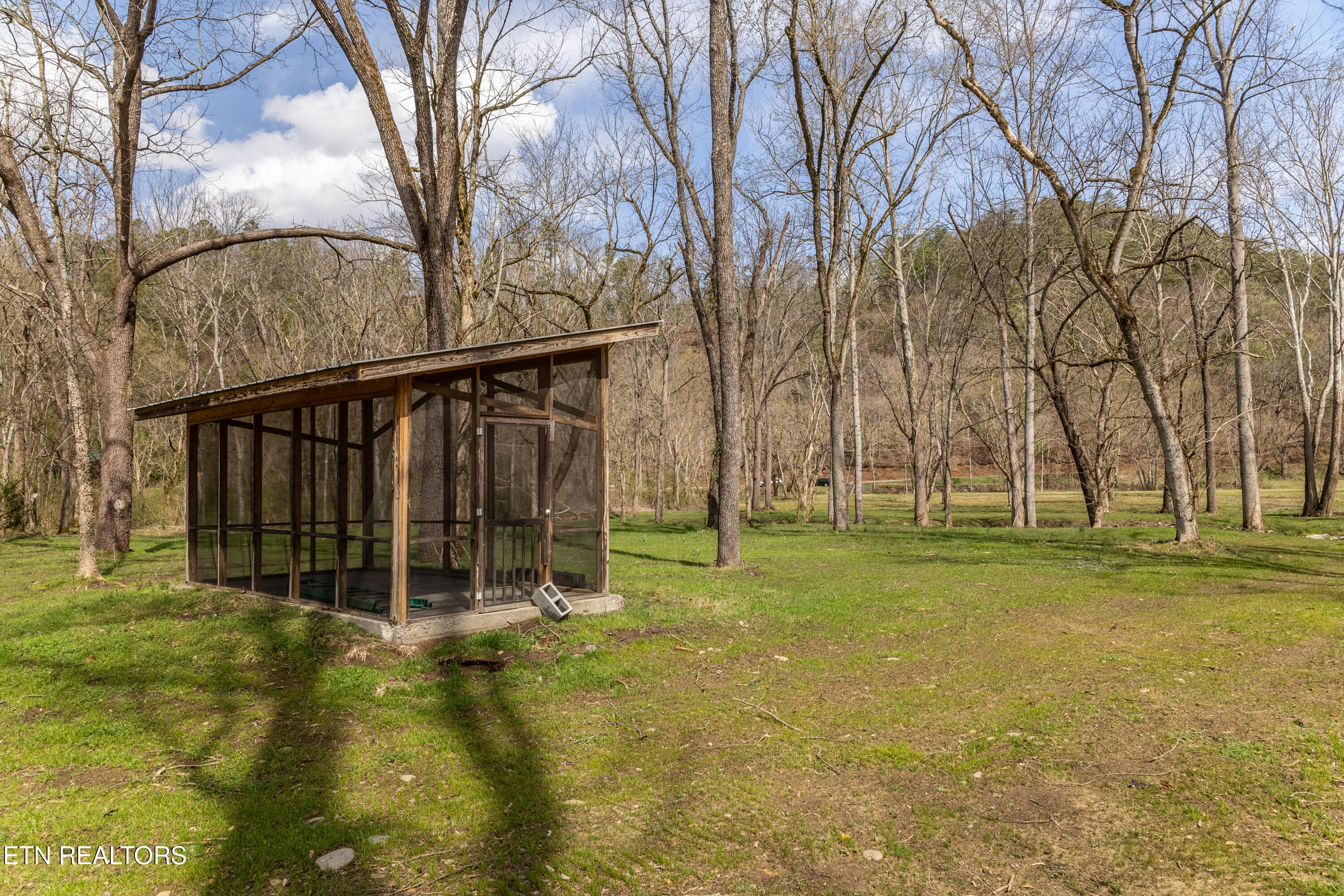 248 Cameron Road Townsend, TN 37882 - Photo 21 of 35 townsend-14