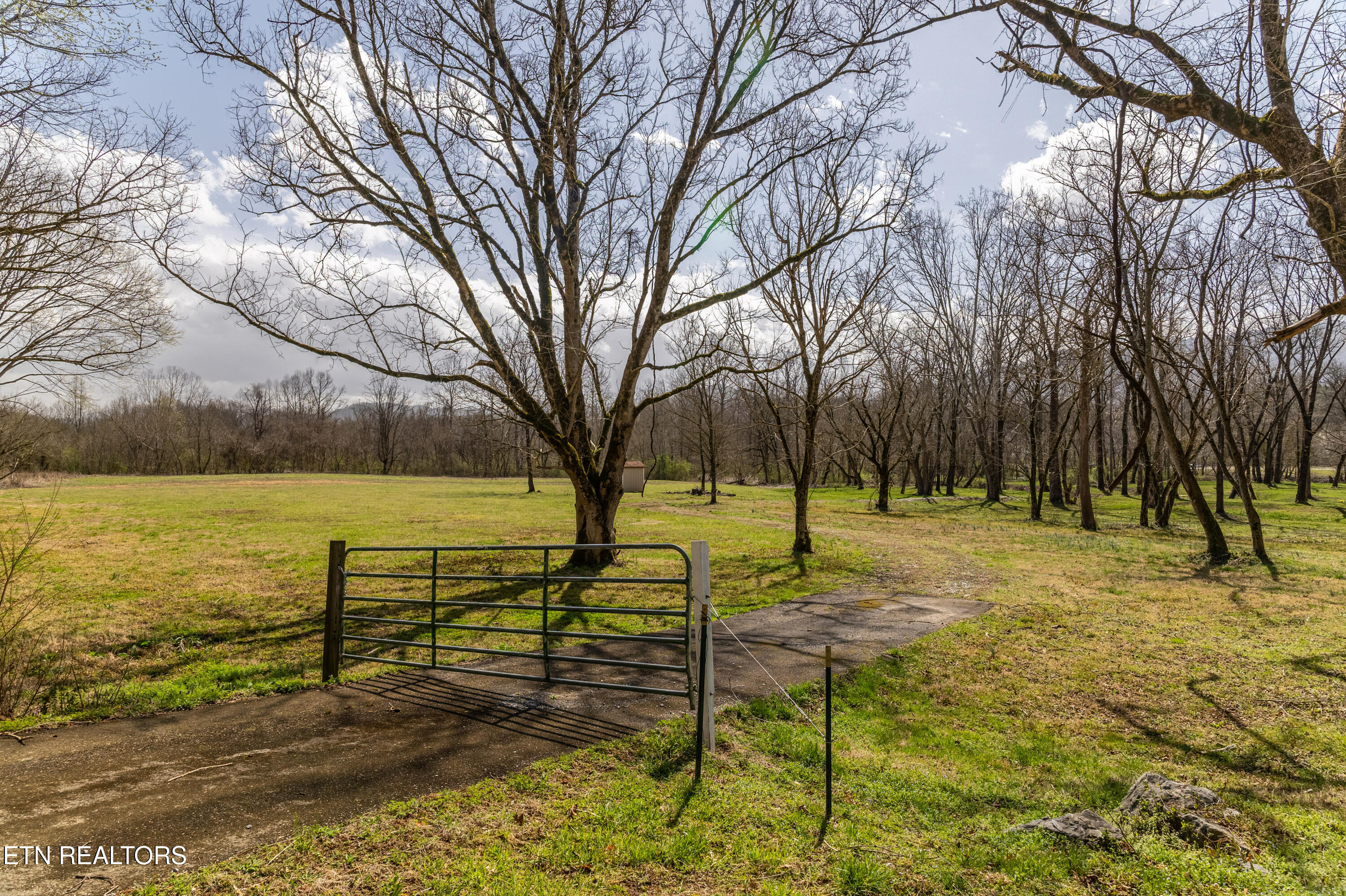 248 Cameron Road Townsend, TN 37882 - Photo 35 of 35 townsend-26