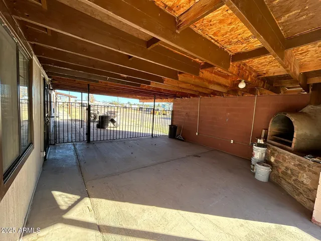 $1,100 | 1957 North Douglas Avenue, Douglas, AZ 85607