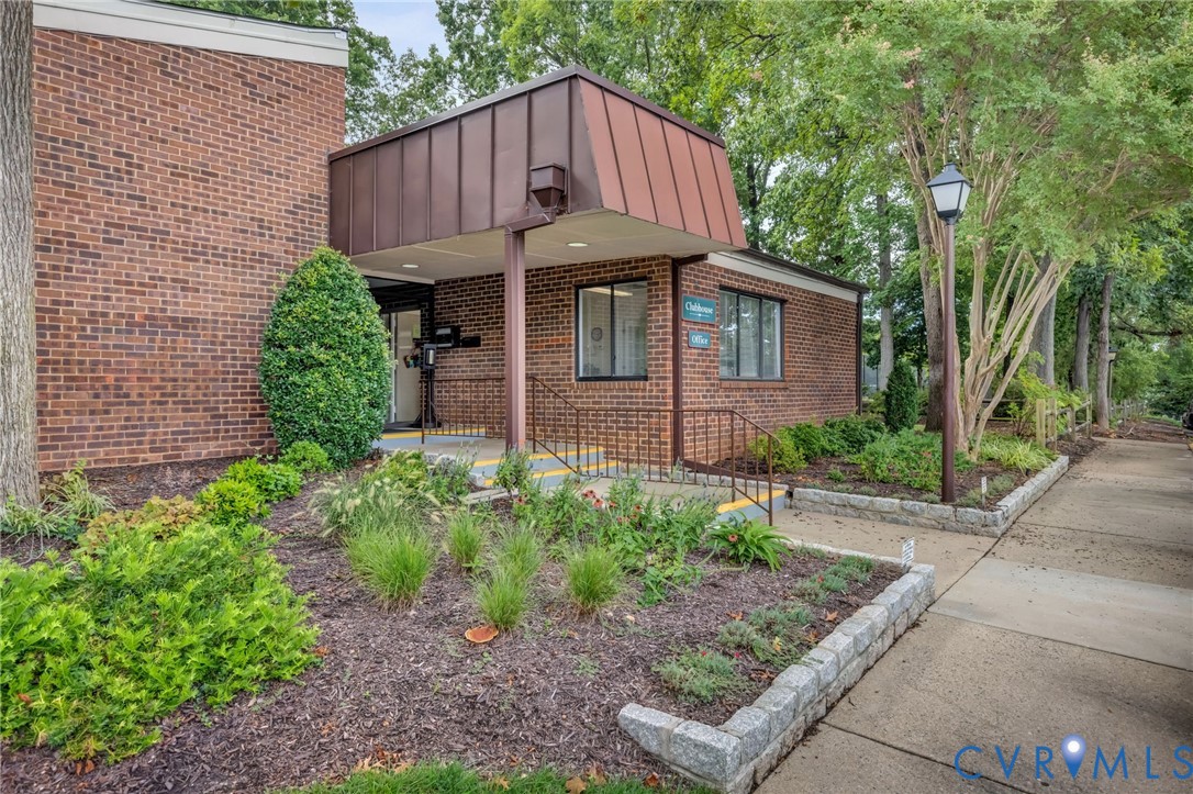 1507 Largo Road, Unit 304 Henrico, VA 23238 - Photo 30 of 32 Club house