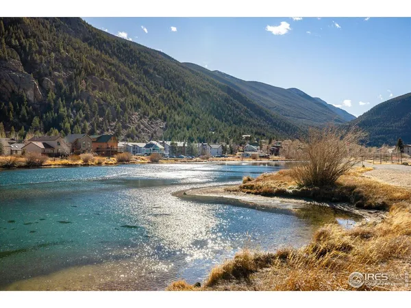 $415,000 | 2121 Hummingbird Way, Unit 201, Georgetown, CO 80444