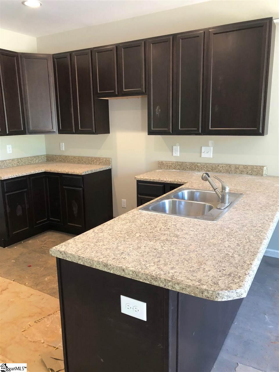 890 North Rutherford Road, Unit 3 Taylors, SC 29687 - Photo 3 of 8