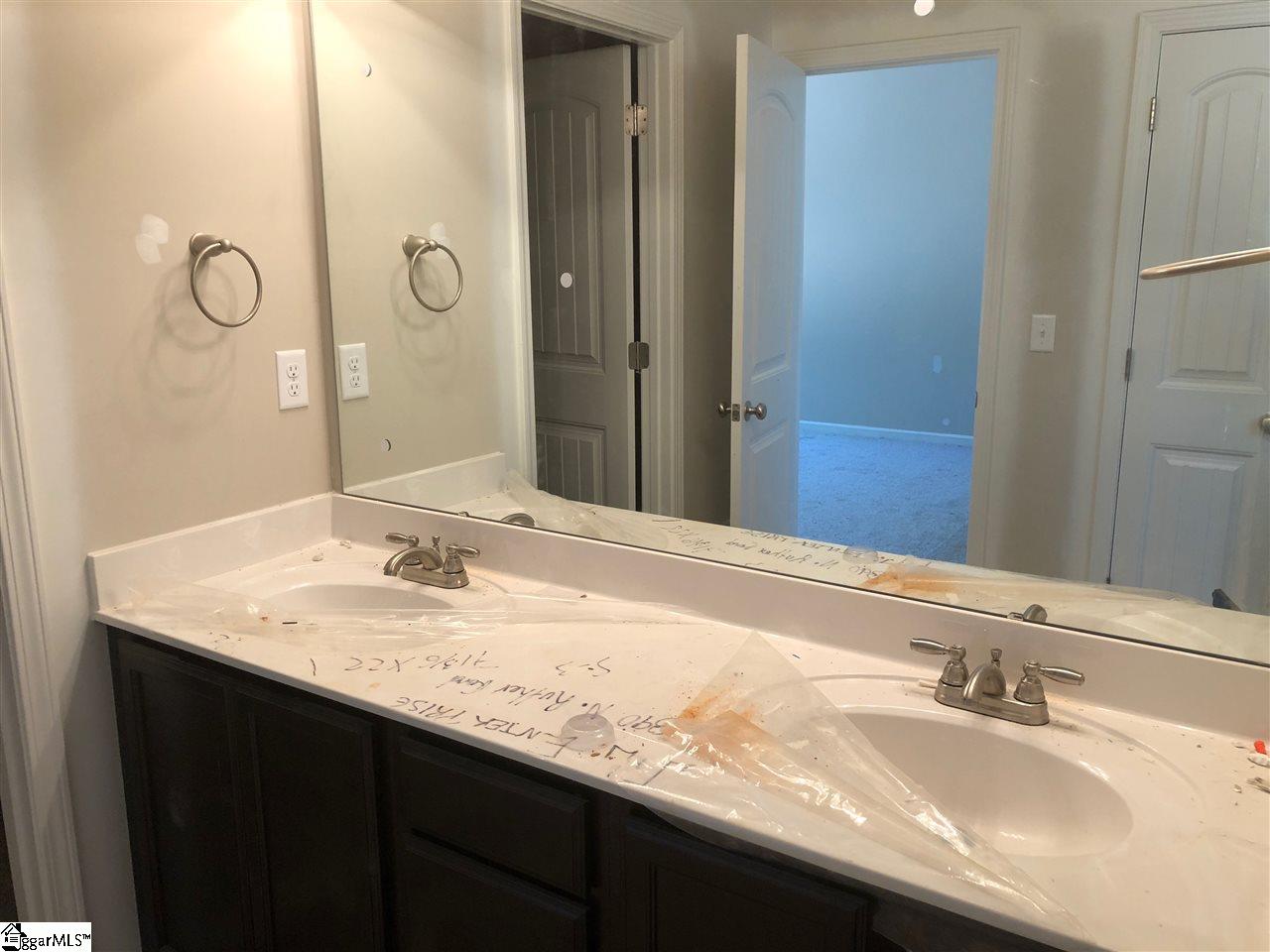 890 North Rutherford Road, Unit 3 Taylors, SC 29687 - Photo 5 of 8