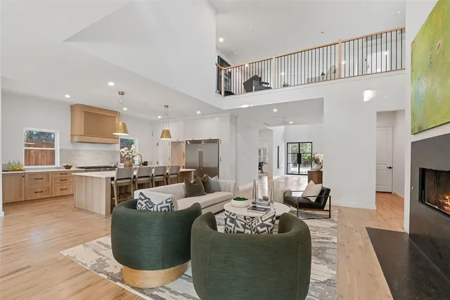 $1,599,900 | 10565 Cromwell Drive, Dallas, TX 75229