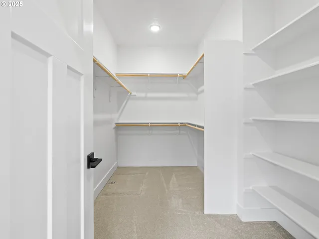 $699,850 | 2891 Northeast Currin Creek Drive, Unit 4, Estacada, OR 97023