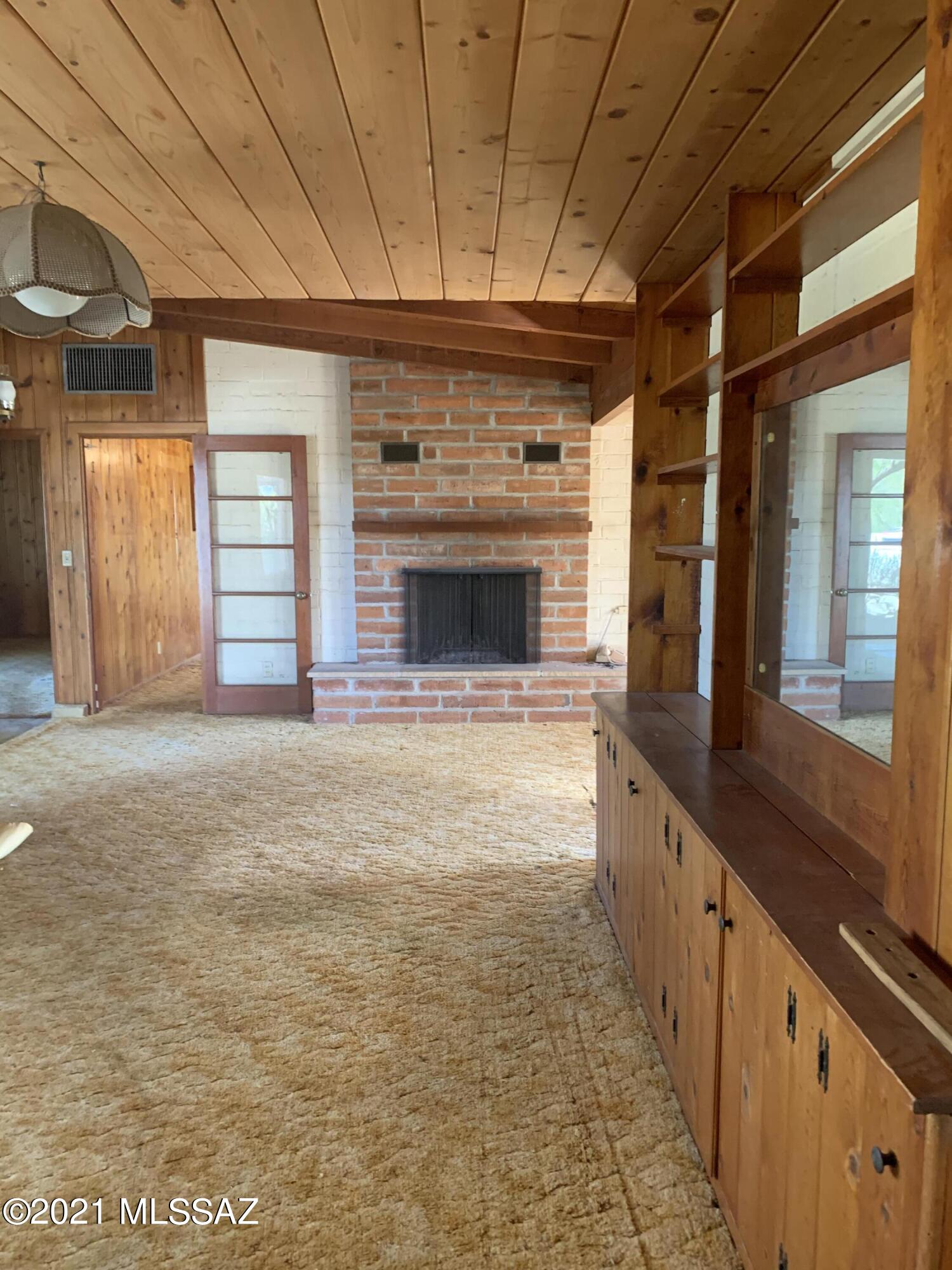 9161 East Magdalena Road Tucson, AZ 85710 - Photo 3 of 23 Gallery Image 3